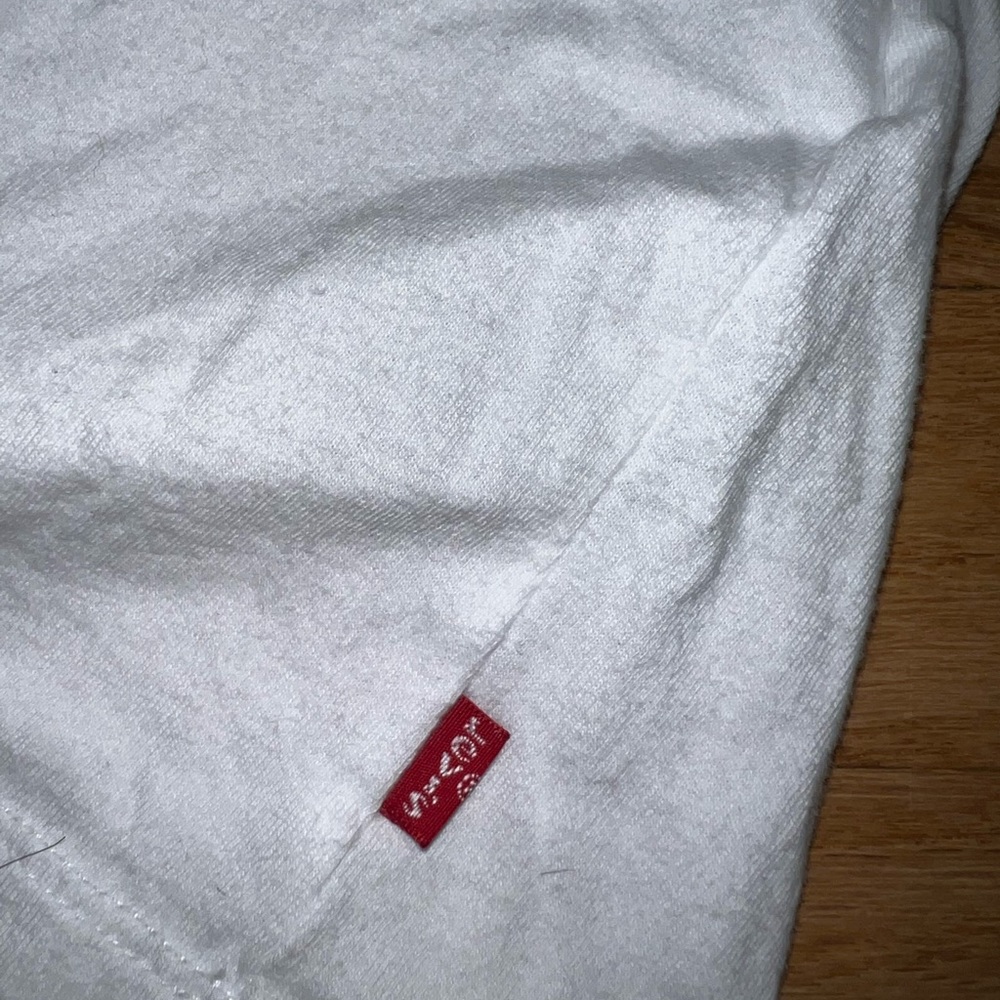 Levi’s T-shirt - Picture 3 of 4